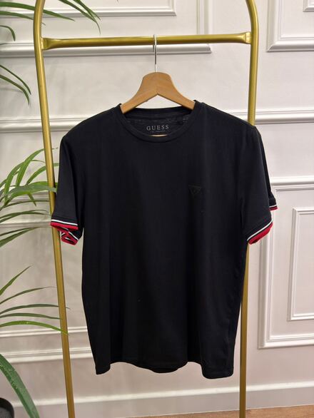 Siyah Guess t-shirt
