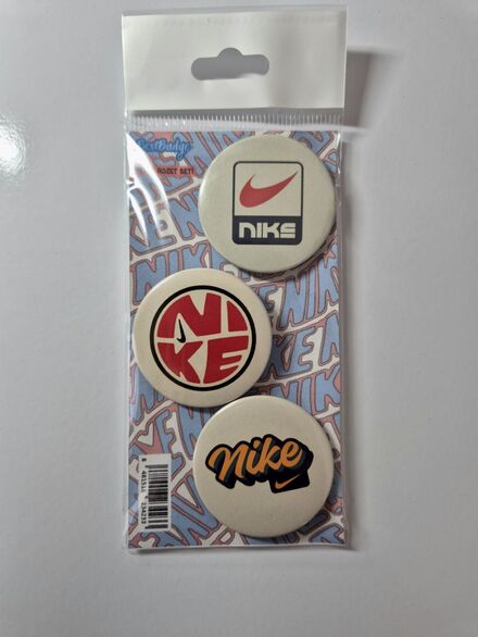 3'lü Nike Retro Rozet Seti