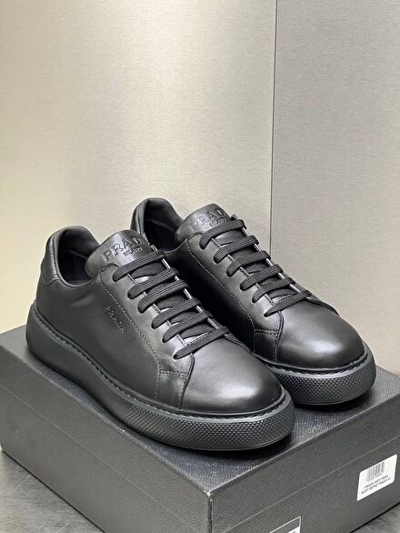 Prada Siyah Deri Sneaker Erkek Ayakkabı