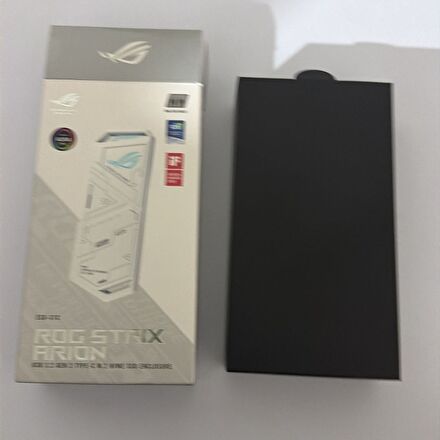 SSD Kılıfı ve içinde Samsung ssd 1t 990