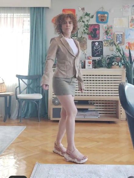 Bej Blazer Ceket ve Haki Etek Kombin xs