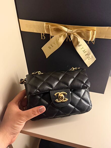 Chanel Deri Zincir Askılı Çanta