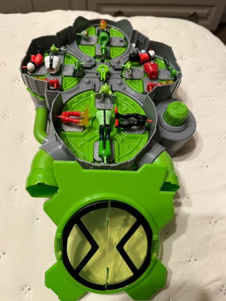 Ben 10 Uzaylı Tasarım Stüdyosu