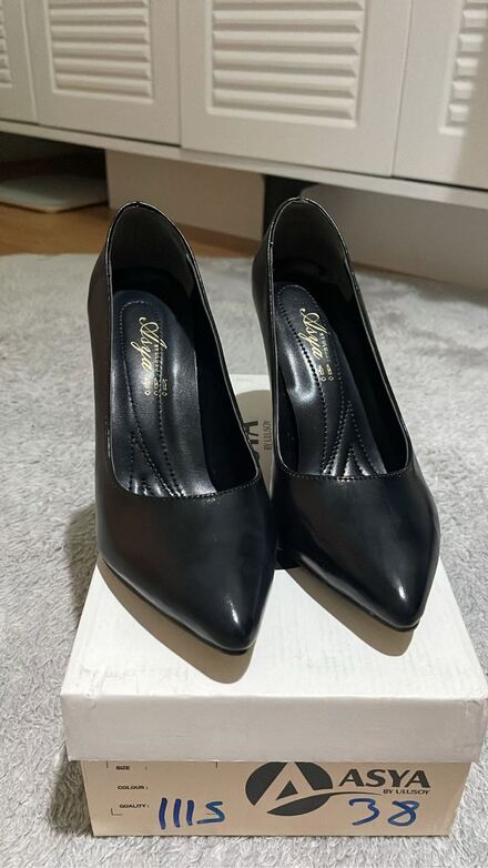 Siyah Stiletto Topuklu Ayakkabı