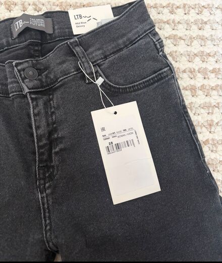 LTB Mid Rise Skinny Jean 28 beden