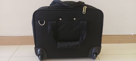 Siyah Tekerlekli Küçük Boy laptop çanta