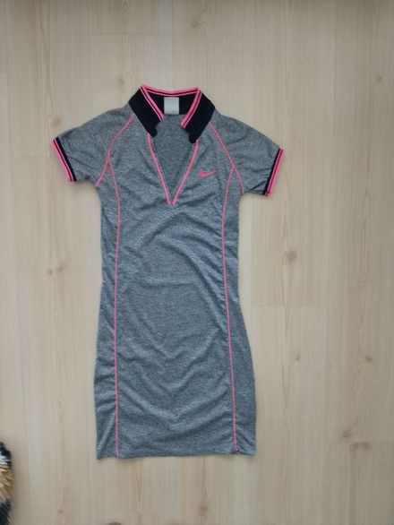 Nike Polo Yaka Elbise