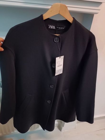 Zara Yün Karışımlı Dökümlü Kaban