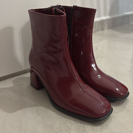 Bordo Parlak Bot