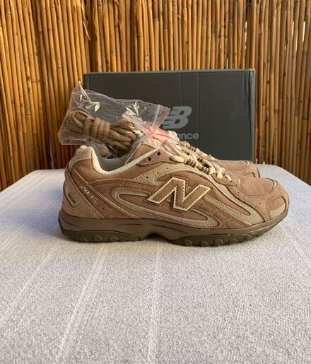 New Balance 204L Mushroom Arid Stone