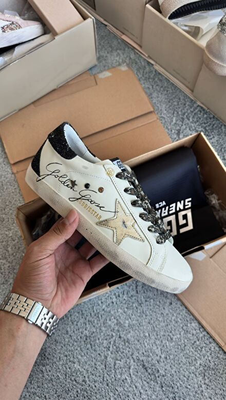 Golden Goose 332