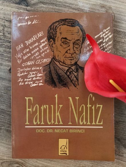 Faruk Nafiz - Doç. Dr. Necat Birinci
