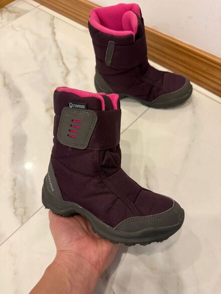 Decathlon kız çocuk bot