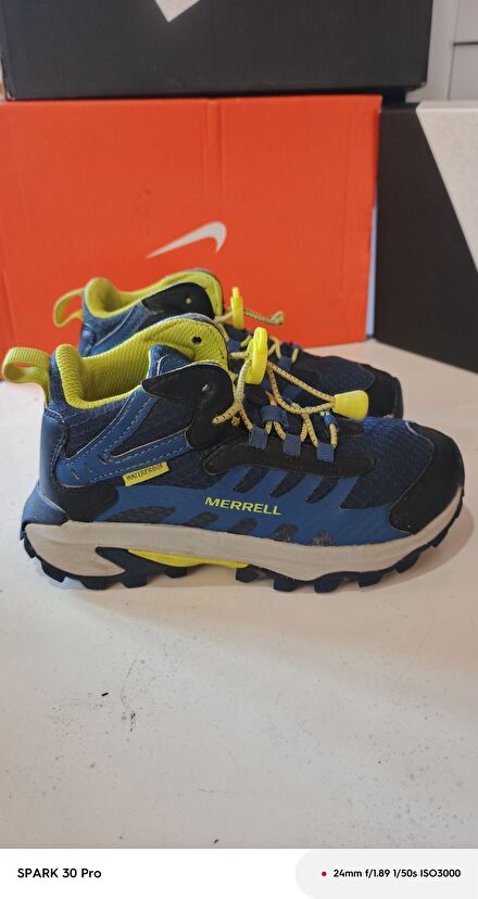 Merrell 32