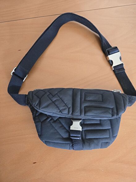 kenzo lacivert bel cantasi
