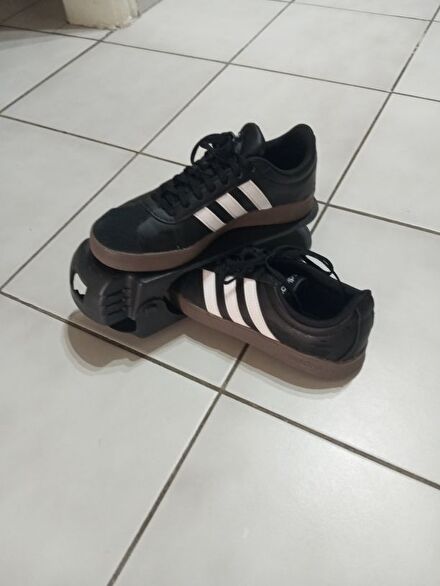 adidas 38 numara Almanya'dan geldi