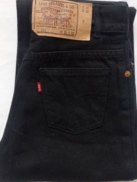 Levi's 501 W 32 L 32