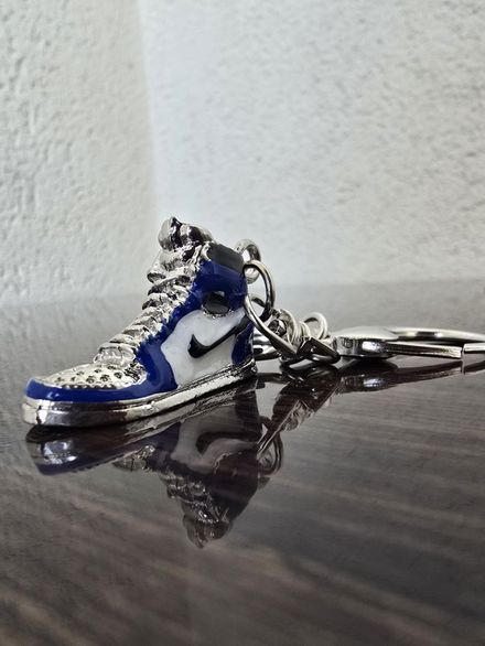 Mini Sneaker Anahtarlık Metal