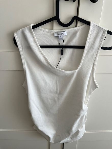 Beyaz yaka Detaylı Body reiss