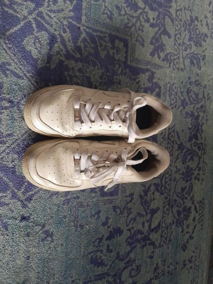 Beyaz nike airforce