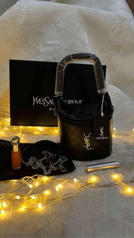 Yves Saint Laurent Siyah Çanta