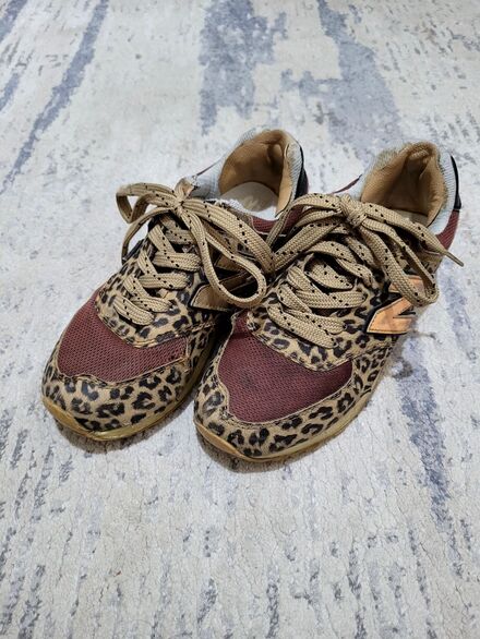 NewBalance Leopar Desenli Ayakkabı