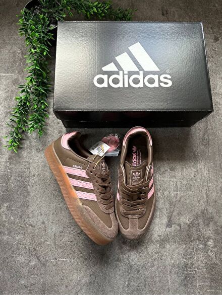 Adidas Samba “E”