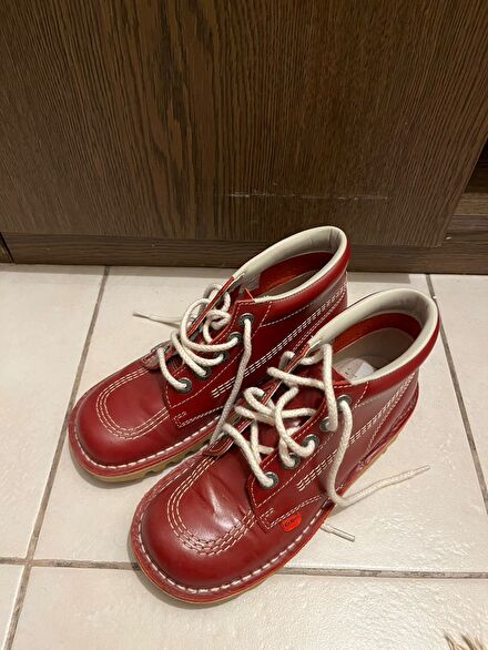 Kickers