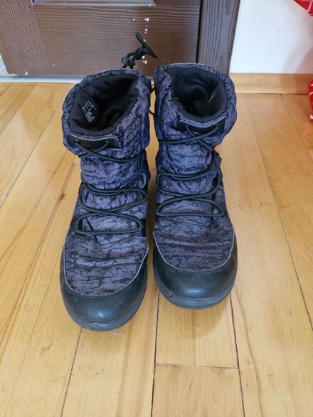 CLARKS SU GEÇİRMEZ BAYAN BOTU