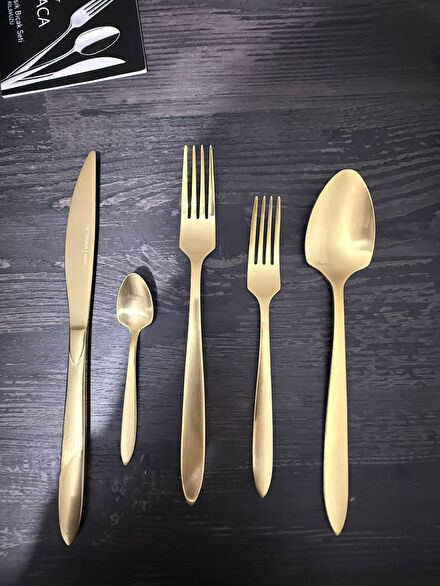 Karaca Altın Mat Çatal Kaşık Bıçak Seti