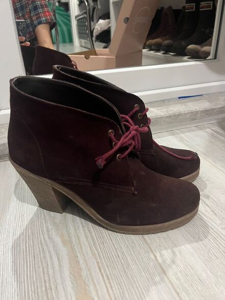 Nubuk bordo bot