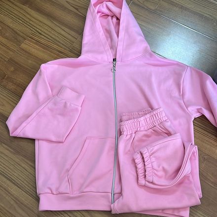 Pembe Kapüşonlu Eşofman Takımı