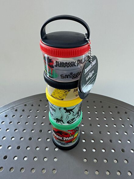 Smiggle Jurassic Park temalı beslenme