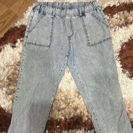Açık Mavi Bol Kesim Kot Pantolon
