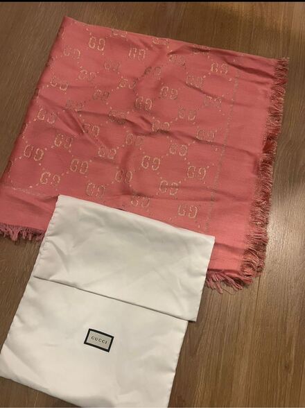GUCCİ ŞAL