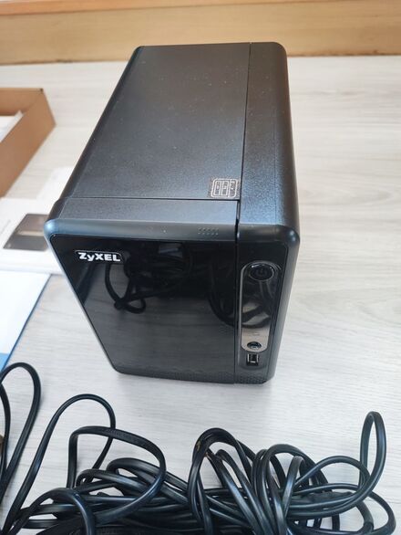 ZyXEL NAS326