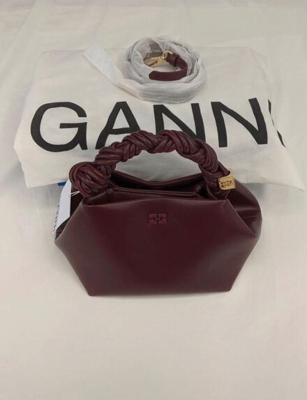 Ganni çanta
