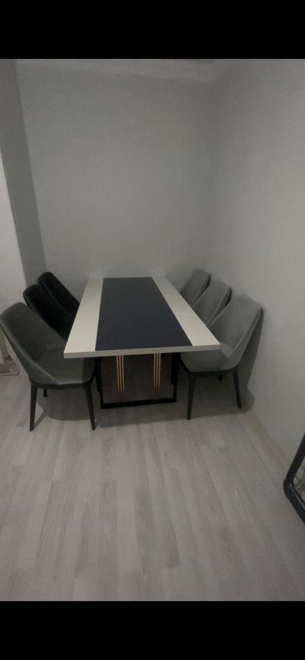 İstikbal Yemek masası takımı ve konsol