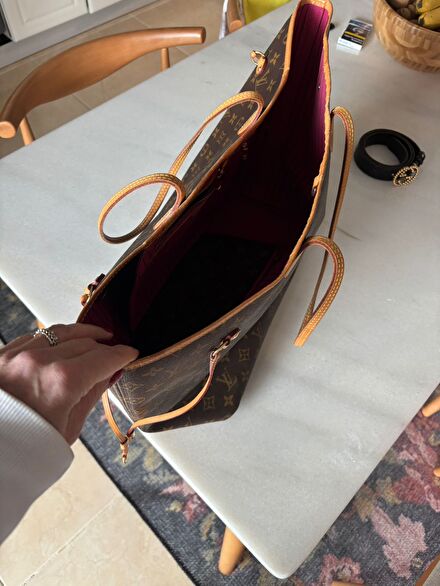 Louis Vuitton Omuz Çantası