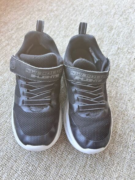 Skechers spor ayakkabı