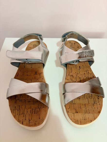 DKNY Gümüş Sandalet