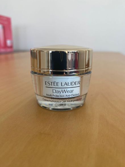 Estee Lauder DayWear Nemlendirici Krem