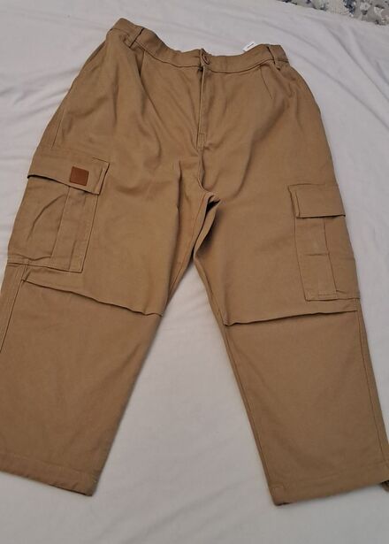 ERKEK PANTOLON KAPRİ