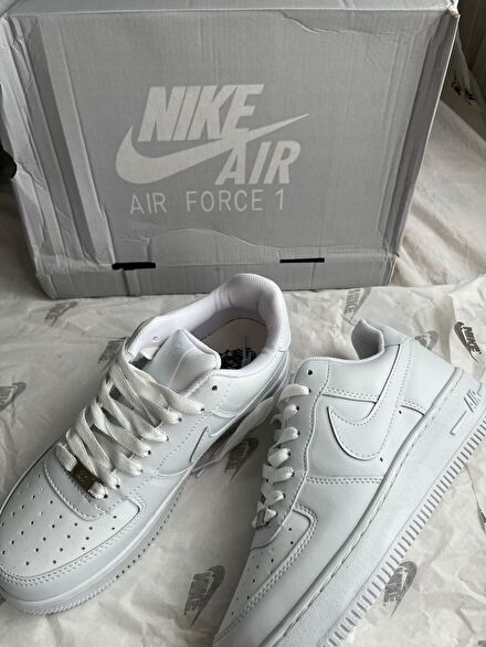 Nike Air Force 1 Beyaz Sneaker