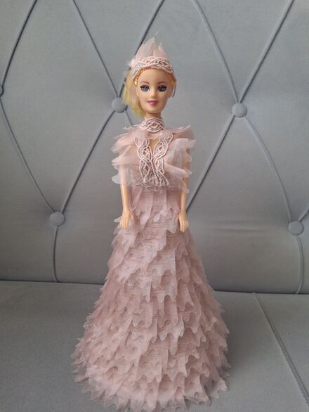 Barbie Oyuncak Bebek Pembe Elbiseli