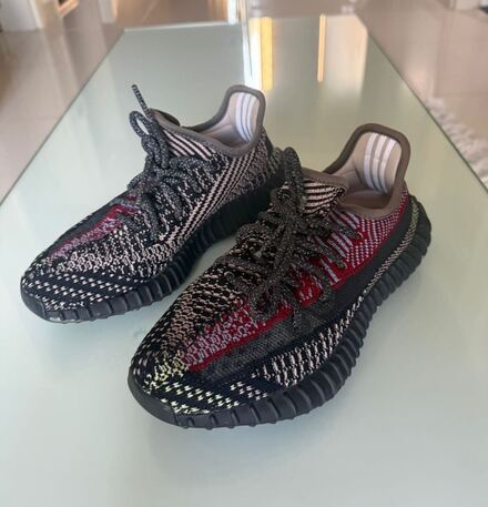 Yeezy Sneaker