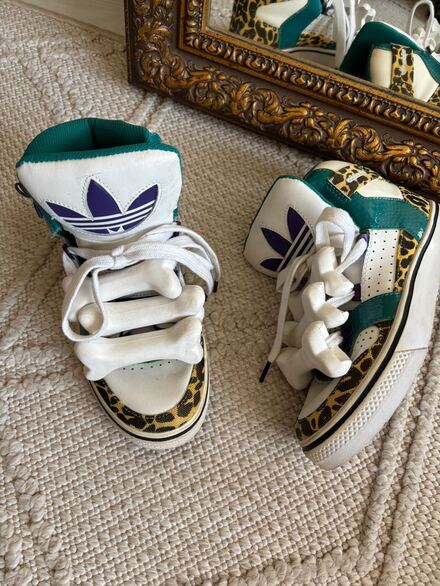 Adidas Jeremy Scott Flinstrones Sneaker