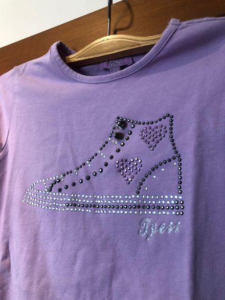 TyessTaşlı Sneaker ve Kalp Figürlü Tişör