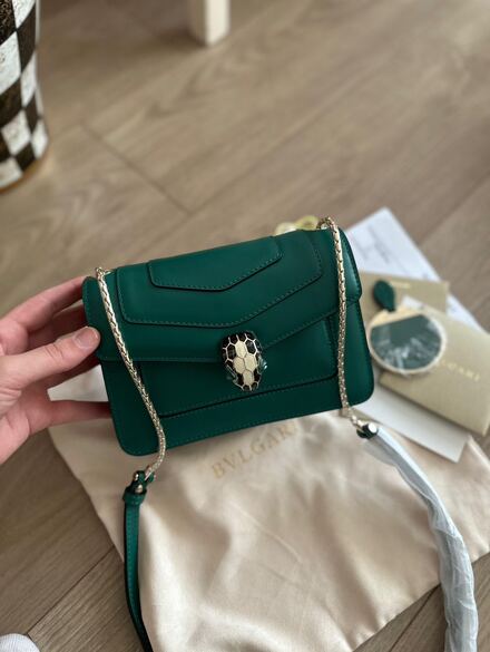 Bvlgari çanta