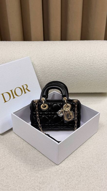 Dior Siyah Deri Çanta